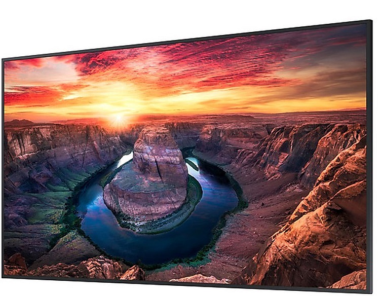 Monitor industrial  QM55C Tamaño: 55, Resolución 3840X2160 (16:9) 4K UHD, Brillo 500nit, Certificación contra polvo IP5X,  Contraste: 4000:1, Características: uso 24 horas/día, Panel Antirreflectivo, Sensor IR Central (Tras el panel), altavoces 10Wx2 ,Web Browser, WiFi, 8GB almacenamiento, , HDMI 2.0 x3, Display Port 1.2x1, Audio mini Jack, RS232C